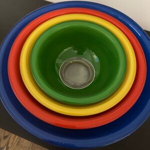 Pyrex Primary Colors Nesting Bowls